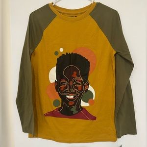 🔥🔥 Long Sleeve T-Shirt in honor of Black History Month !